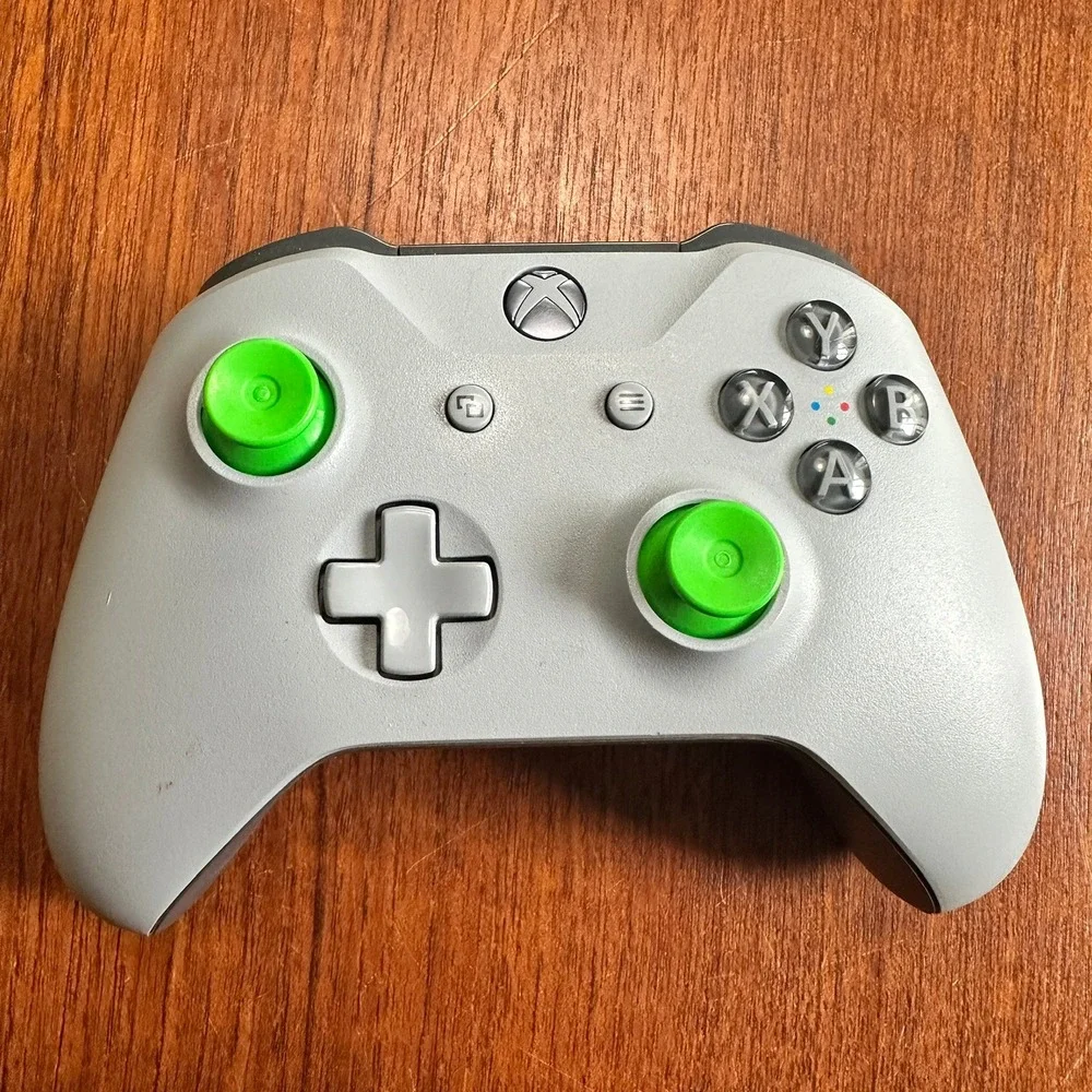 Microsoft Xbox One Wireless Controller Grey Green Gaming Video Games Tech Gamer
